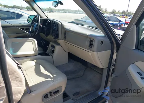 2001 Chevrolet Tahoe Lt z USA, uszkodzony, nr VIN 1GNEC13T31J128812